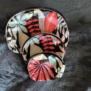 Set of 3 Small Travel Zip Bags.